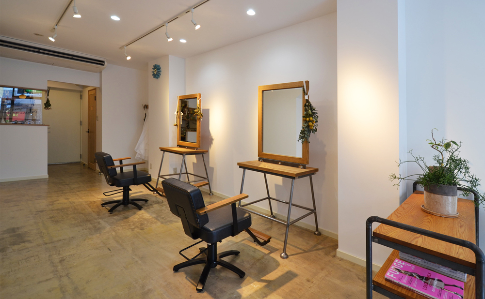 Primogênito hair design＆head spa - 一宮市（愛知/岐阜/三重）の美容室・ヘッドスパの店内風景